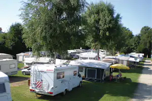 Camping Waldhort - Wohnwagenstellplatz und Wohnmobilstellplatz im Grünen