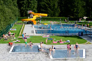 Camping Troisvierges - Campingplatz mit Pool,Wasserrutsche