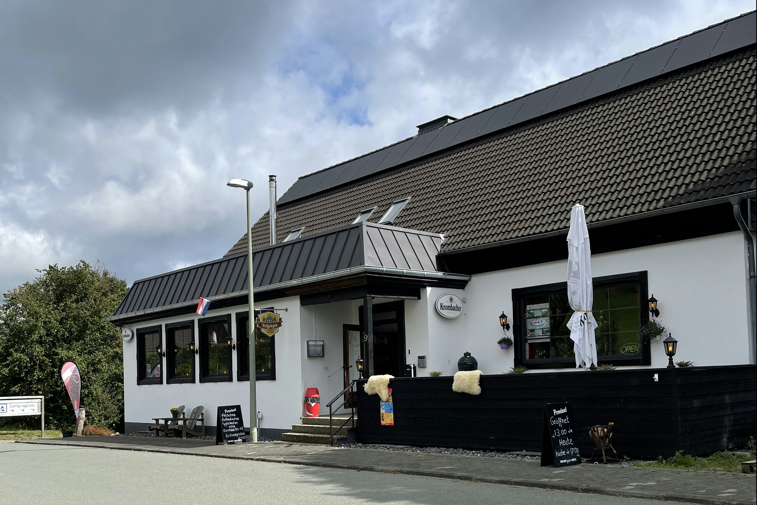 Camping Welgelegen  - Restaurant mit Terrasse auf dem Campingplatz