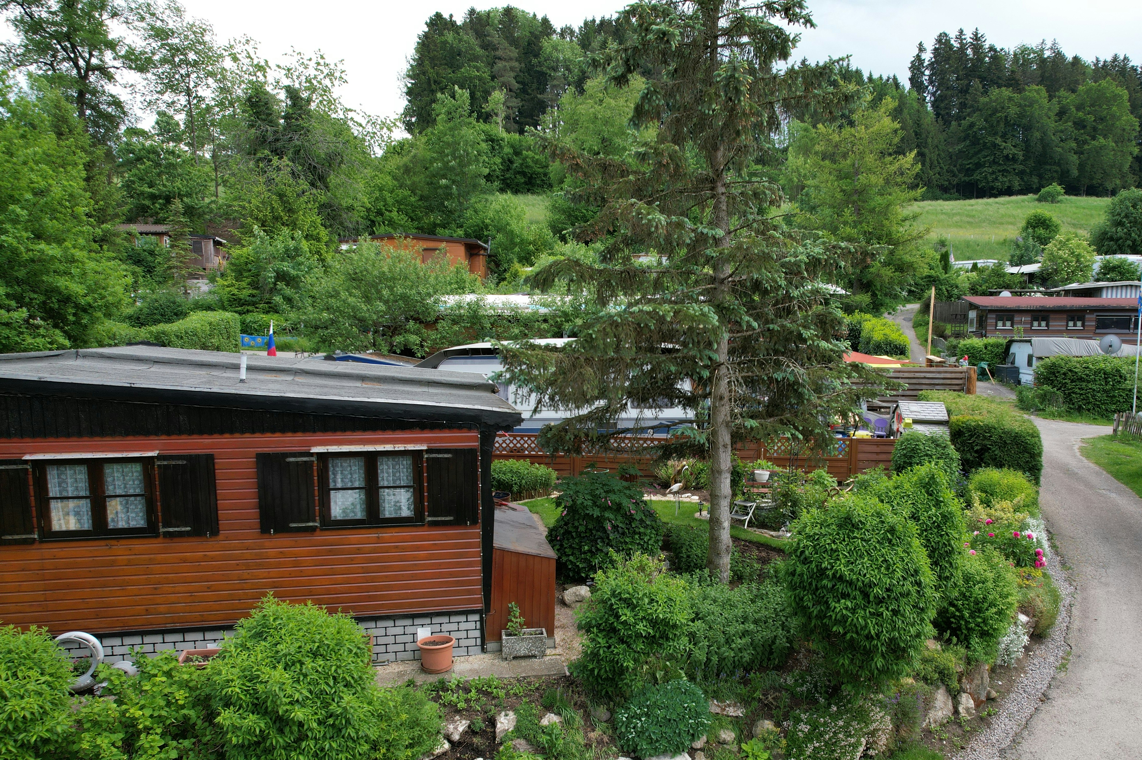 Camping Wildberg - Blick auf die Dauerstandplätze auf dem Campingplatz