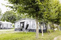 Camping Wirthshof - Wohnwagen Stellplaetze auf der Wiese