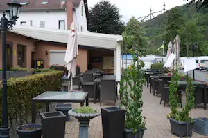 Camping Wolfsmühle - Terrasse - Hauptgebaeude