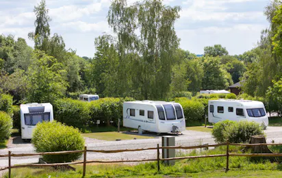 Camping Woodland Springs Touring Park