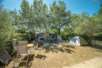 Camping Avignon Parc - Ciela Village  Camping Yelloh! Village Avignon Parc**** - Stell- und Zeltplätze im Halbschatten