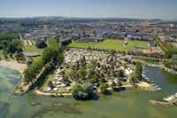 Camping Yverdon Plage  -  Luftaufnahme vom Campingplatz am Neuenburgersee