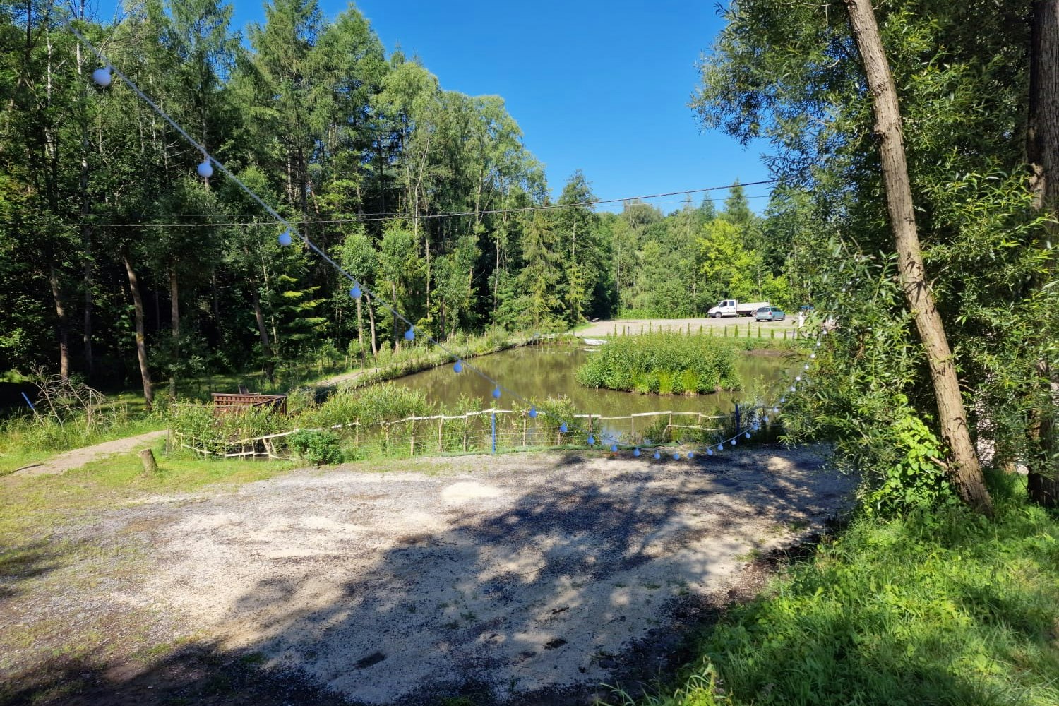 Camping Zacisze - Teich am Campingplatz