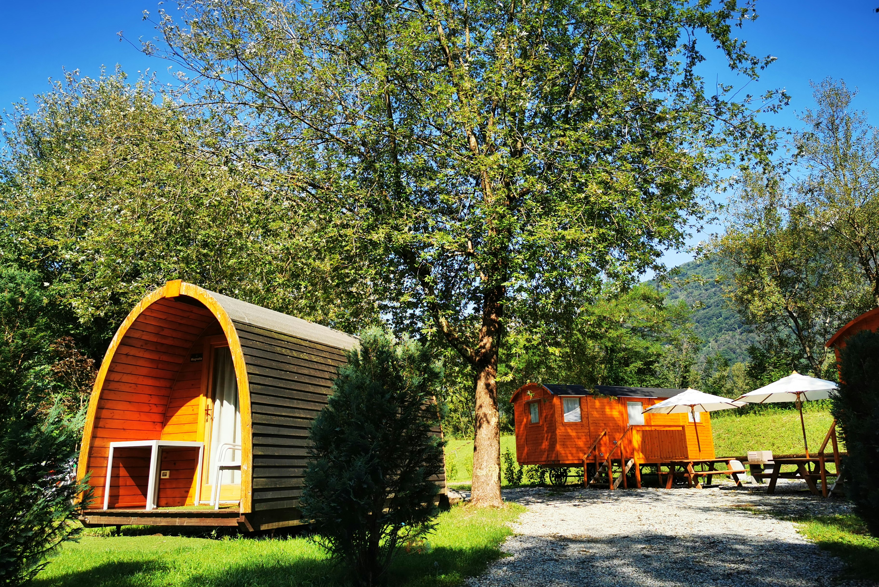 Camping Melezza - Mietunterkünfte auf dem Campingplatz