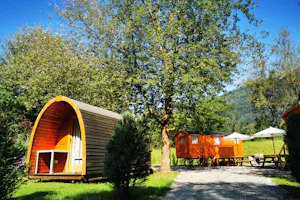 Camping Melezza - Mietunterkünfte auf dem Campingplatz