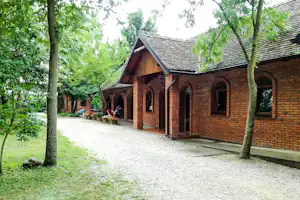 Camping Zasavica - Sanitärbgebäude auf dem Campingplatz