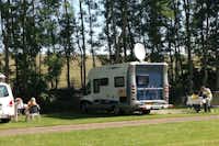 Camping Zeestrand Eems-Dollard - Wohnwagen- und Zeltstellplatz vom Campingplatz im Grünen