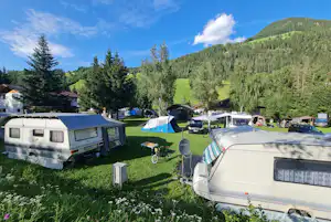 Camping Zirknitzer - Standplätze im Grünen auf dem Campingplatz