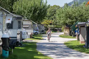 Camping Zirngast - Wohnwagen- und Zeltstellplatz im Grünen auf dem Campingplatz