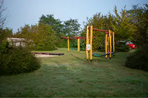 Camping ZomersBuiten - Kinderspielplatz auf dem Campingplatz