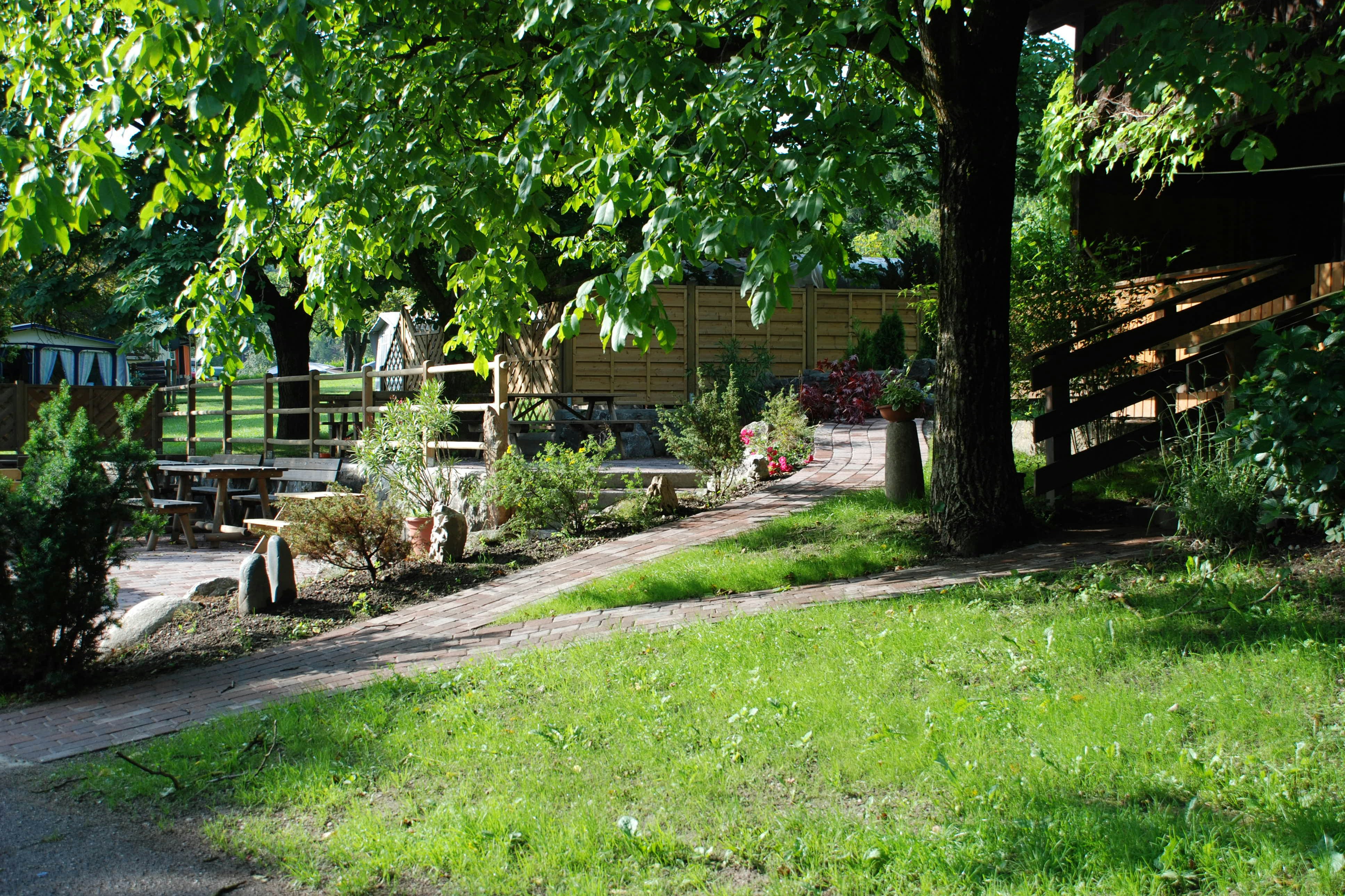Camping Zum Vahrner See - Campingplatz im Grünen