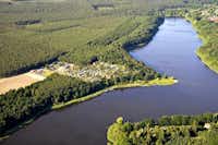 Campingpark Buntspecht - Luftaufnahme auf den Campingplatz und den Ferchesarer See