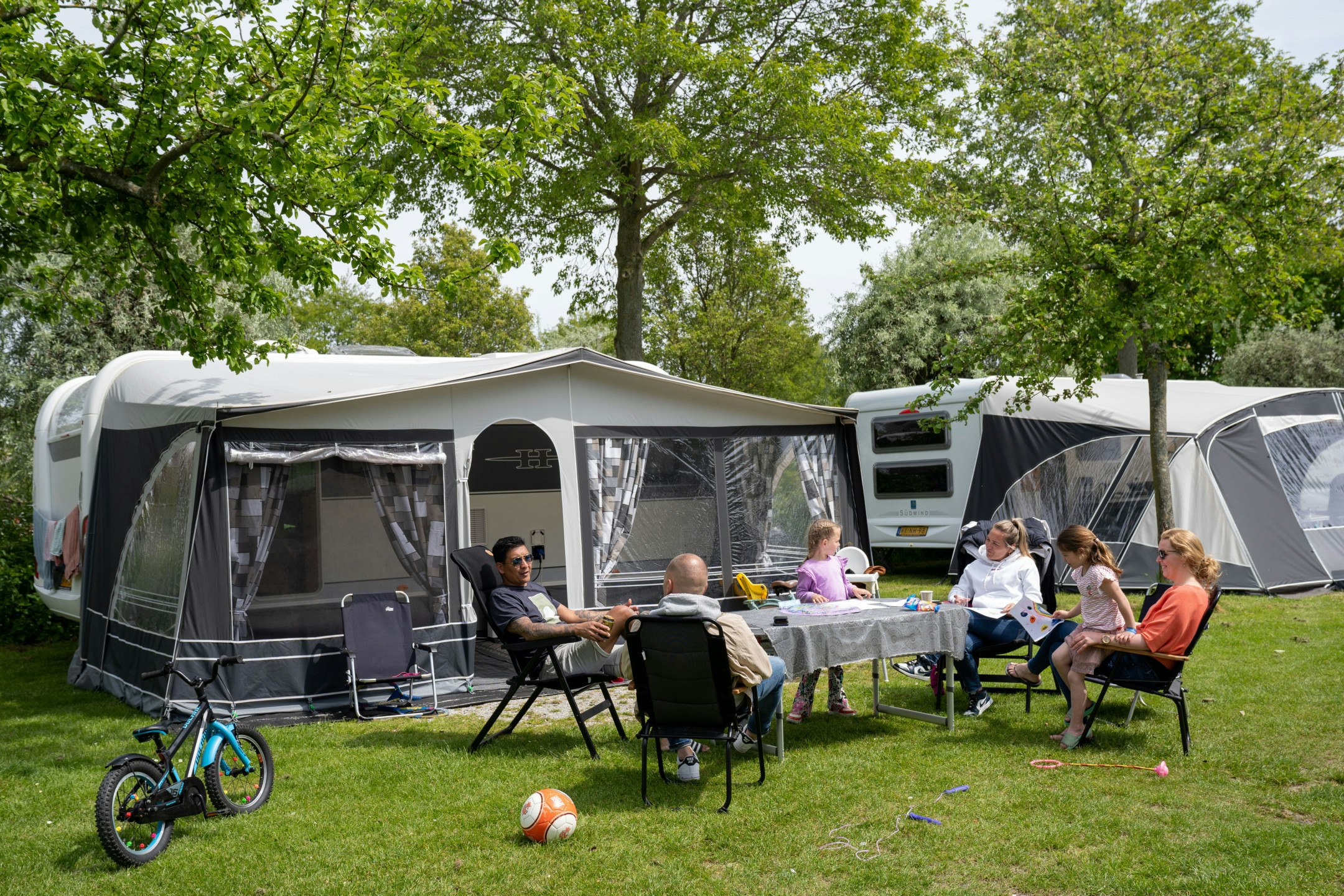 Capfun Camping De Bongerd - Standplätze auf dem Campingplatz
