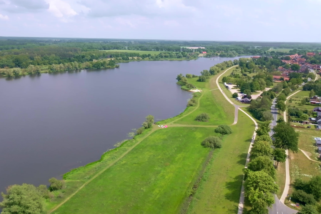 Campingpark Gartow  - Campingplatz am Fluss aus der Vogelperspektive