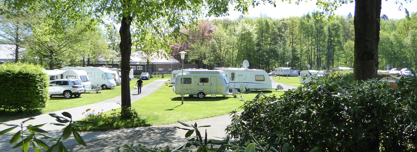 Campingpark Harsefeld - Wohnmobil- und  Wohnwagenstellplätze im Grünen