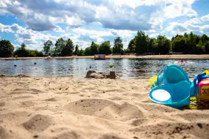 Campingpark Hüttensee - Strand am See vom Campingplatz