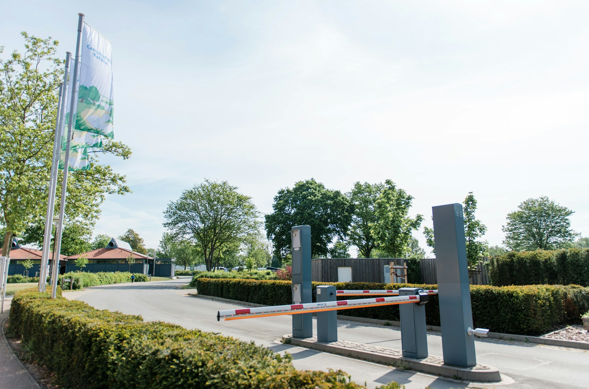 Campingpark Kalletal - Einfahrt mit automatischer Kennzeichenerkennung