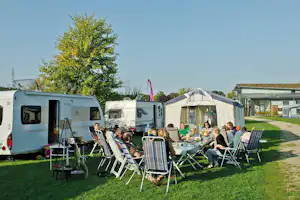 Campingpark Kerstgenshof - Wohnmobilstellplatz vom Campingplatz im Grünen
