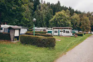 Naturcamp Meyersgrund Campingpark Meyersgrund - Stellplätze auf der Wiese