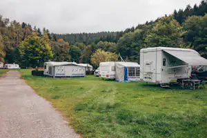 Naturcamp Meyersgrund Campingpark Meyersgrund - Stellplätze auf der Wiese