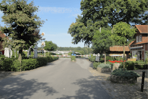 Campingpark Münsterland Eichenhof - Einfahrt vom Campingplatz