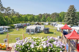 Campingpark Münsterland Eichenhof - Standplatzwiese auf dem Campingplatz