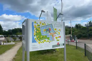 Campingpark Ohmbachsee - Platzplan und Schrankeneinfahrt auf dem Campingplatz