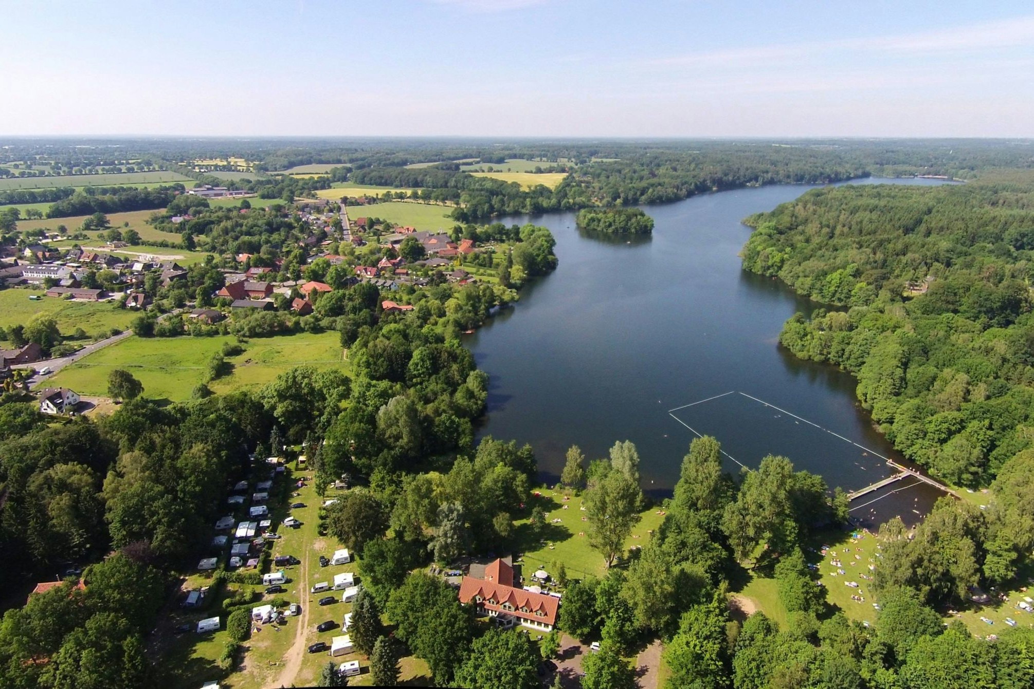 Campingplatz ABC Am Großensee  - Luftaufnahme des Campingplatzes