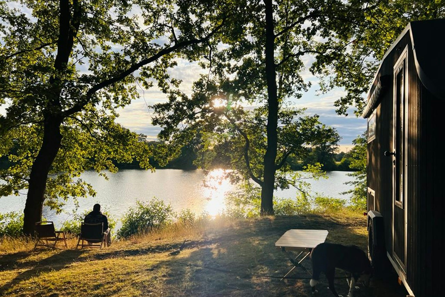 Campingplatz -Am Kamernschen See- - Blick auf den See von einem Standplatz aus