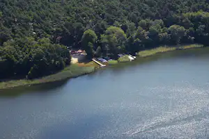 Campingplatz am Leppinsee - Campingplatz am See aus der Vogelperspektive