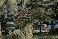 Campingplatz Am Örtzetal - Standplätze auf einer Waldlichtung