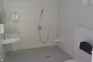 Campingplatz am Waldbad - Barrierefreiheit im Sanitärbereich vom Campingplatz