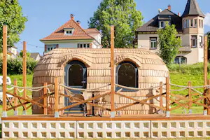 Camping Neckargemünd - Mobilheim mit Terrasse auf dem Campingplatz