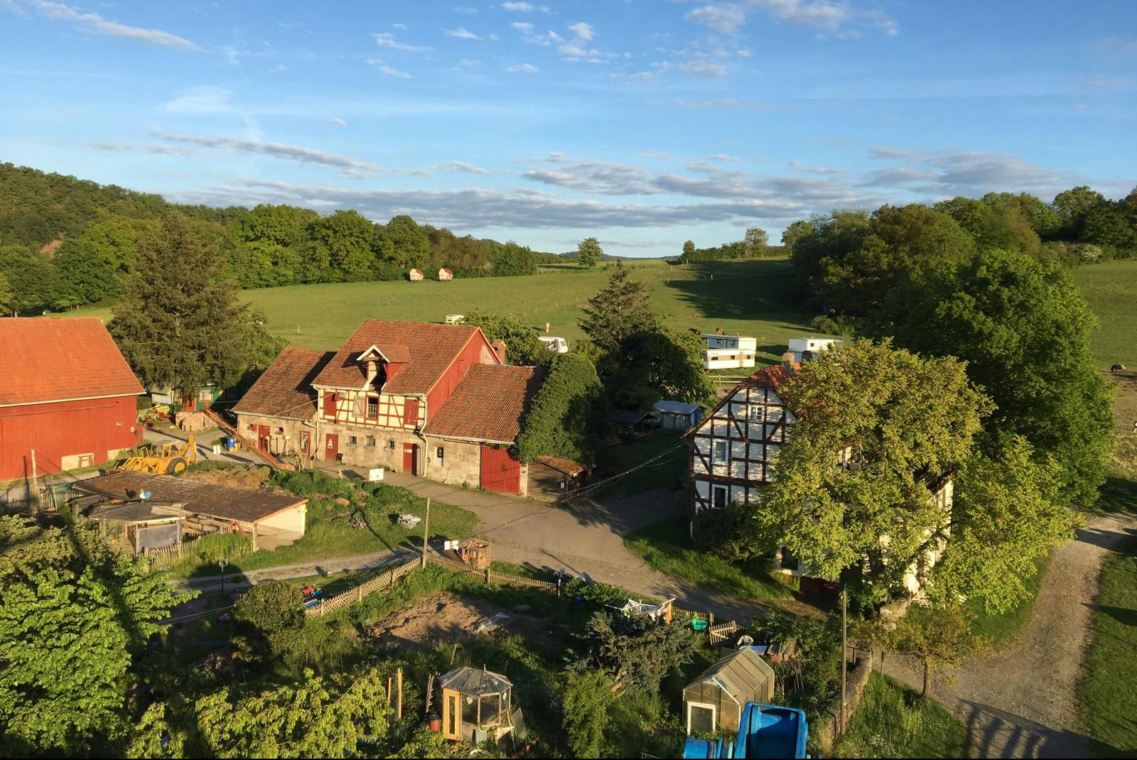 Camping Edersee-Paradies  Campingplatz Asel-Süd  - Luftaufnahme des Campingplatzes