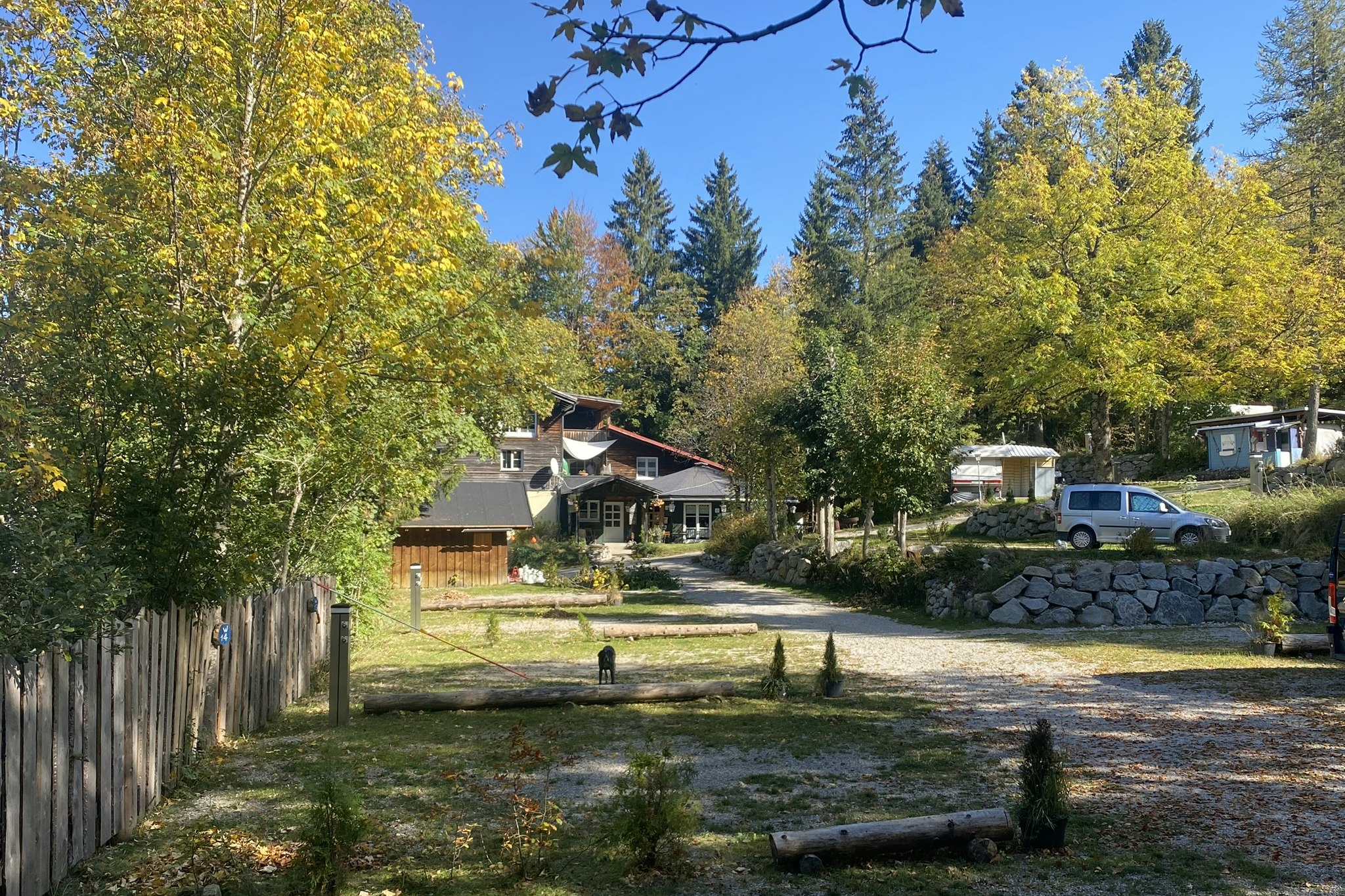 Camping und Pension Bergheimat parzellierte Standplätze  