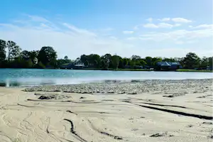 Häppy Life - Blaue Lagune Twist Campingplatz Blaue Lagune - Badestrand