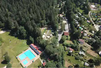 Campingplatz & Bungalowdorf "Am Waldbad"