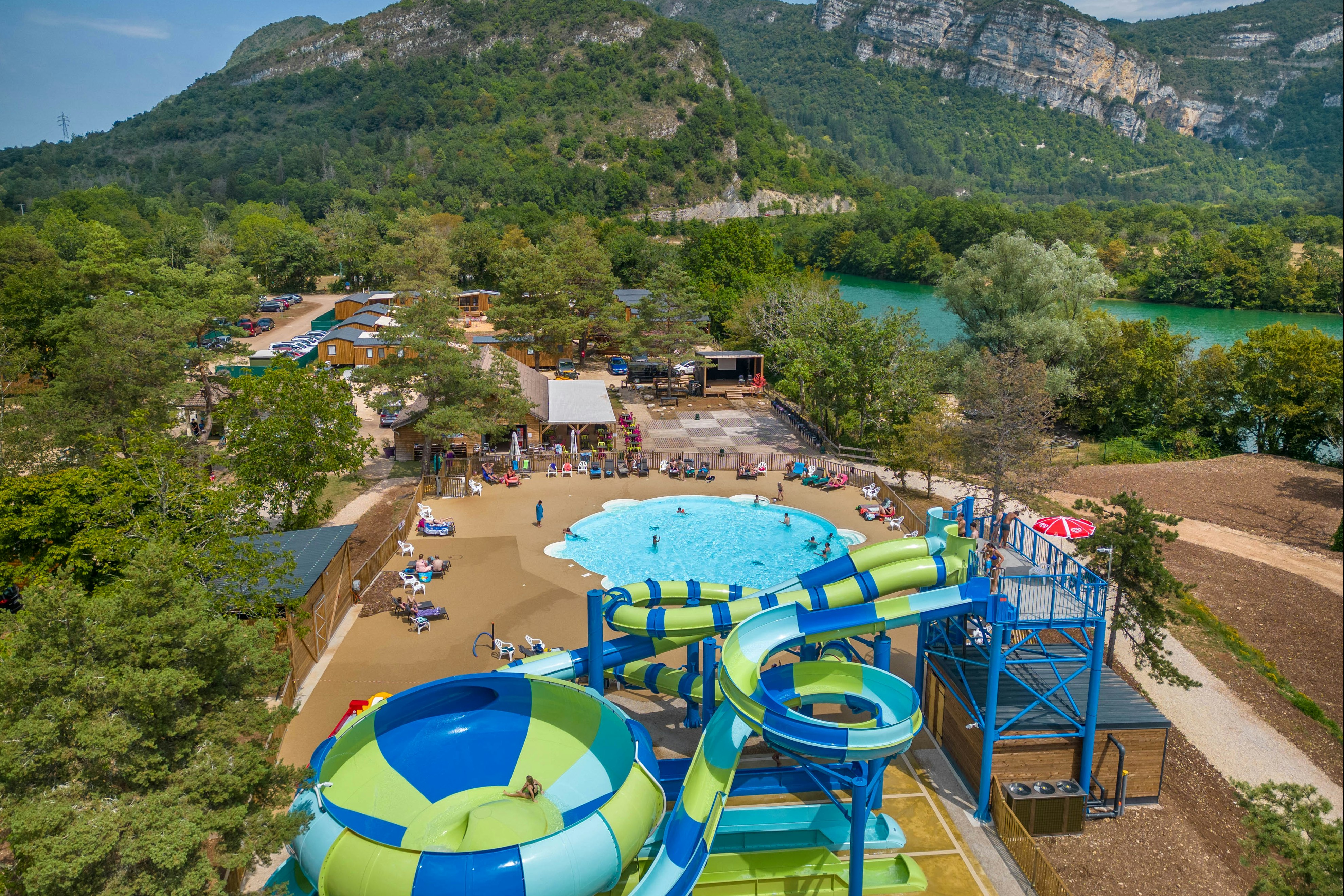 Campingplatz Chancia  - Luftaufnahme des Campingplatzes mit Freibad