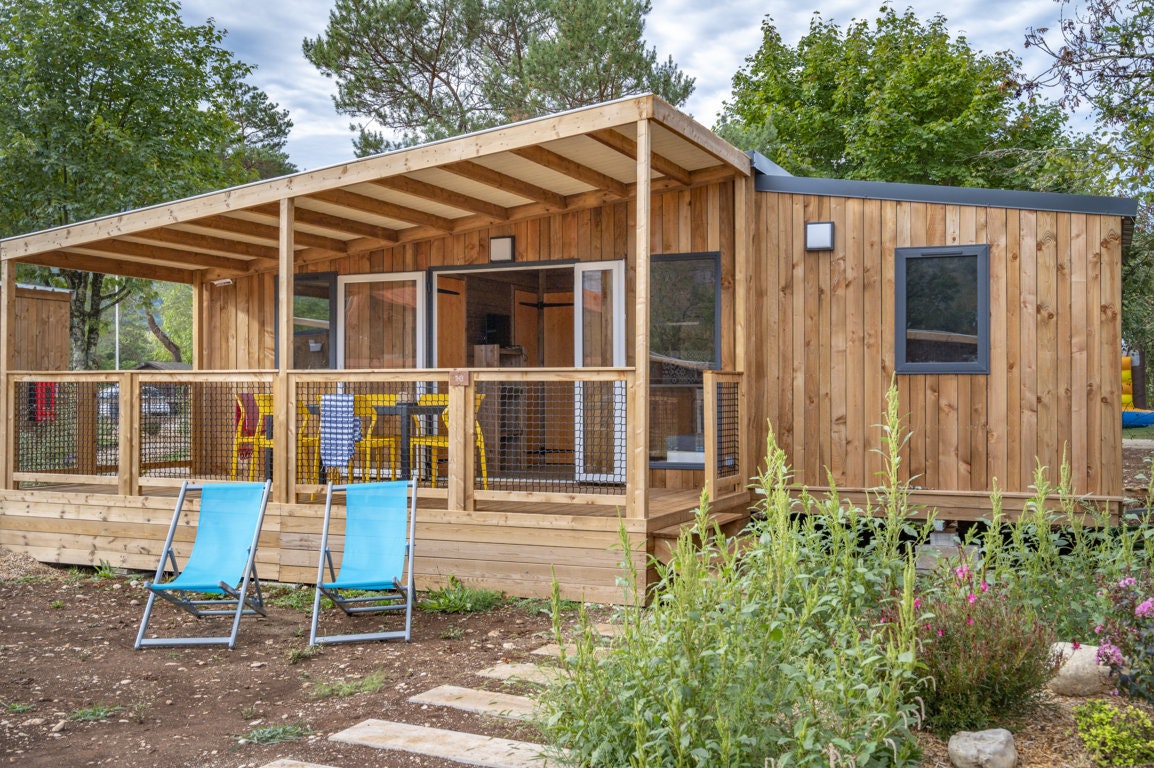 Campingplatz Chancia  - Mobilheim mit Terrasse auf dem Campingplatz