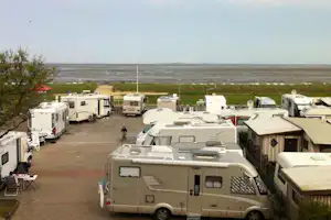 Campingplatz Finck - Wohnwagen- und Zeltstellplatz vom Campingplatz mit Blick auf die Nordsee