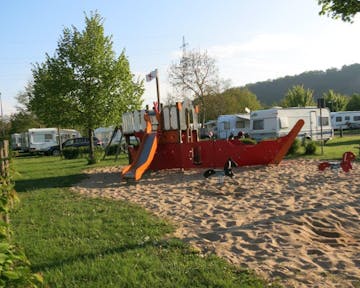 Campingplatz Gülser Moselbogen