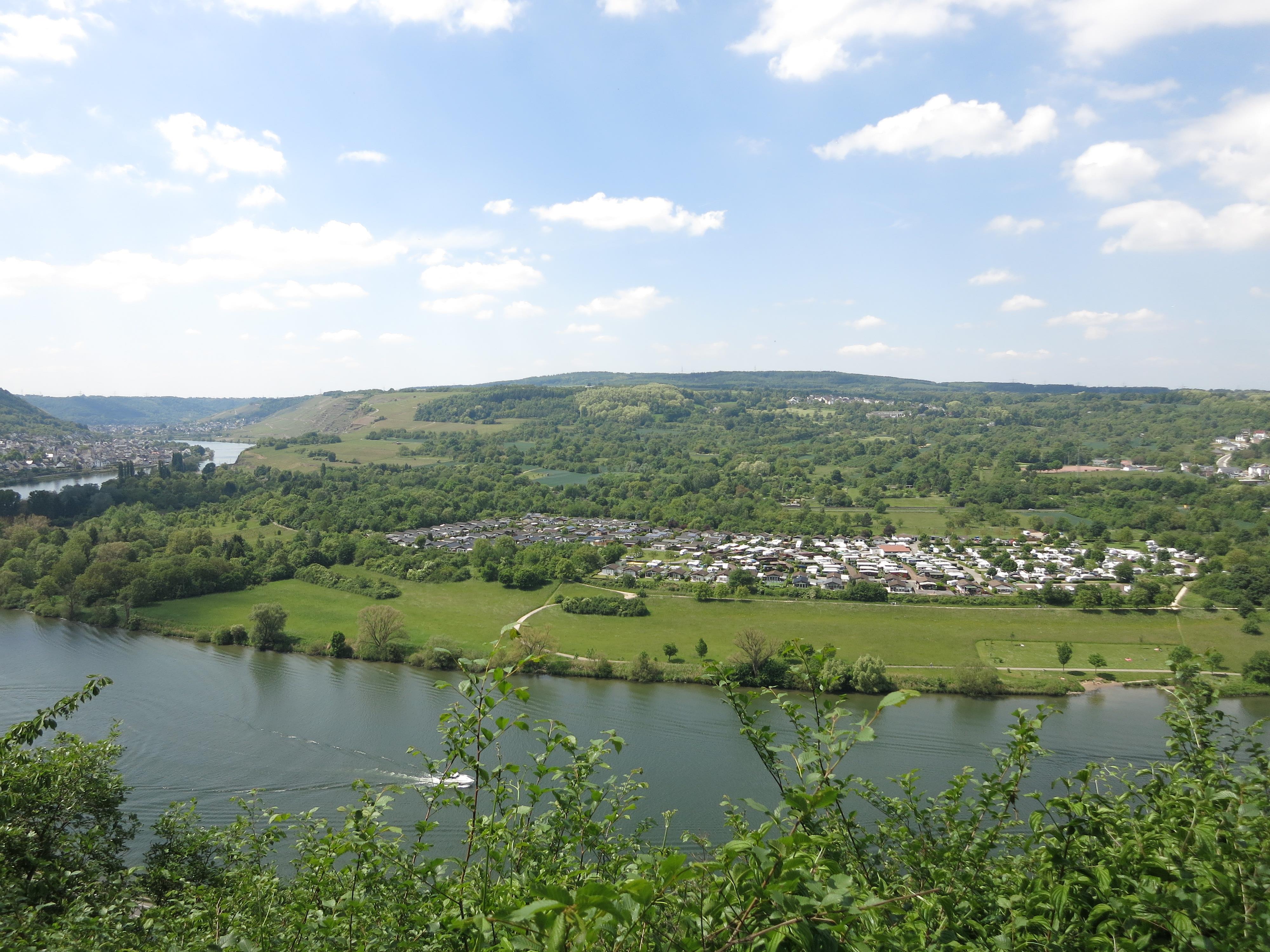 Campingplatz Gülser Moselbogen