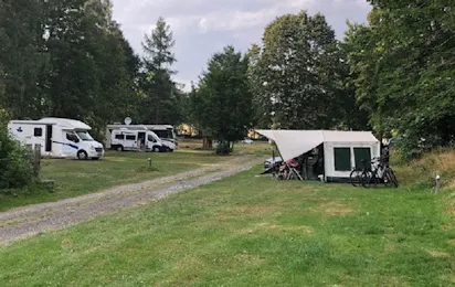 Kornberg-Borderland-Camping