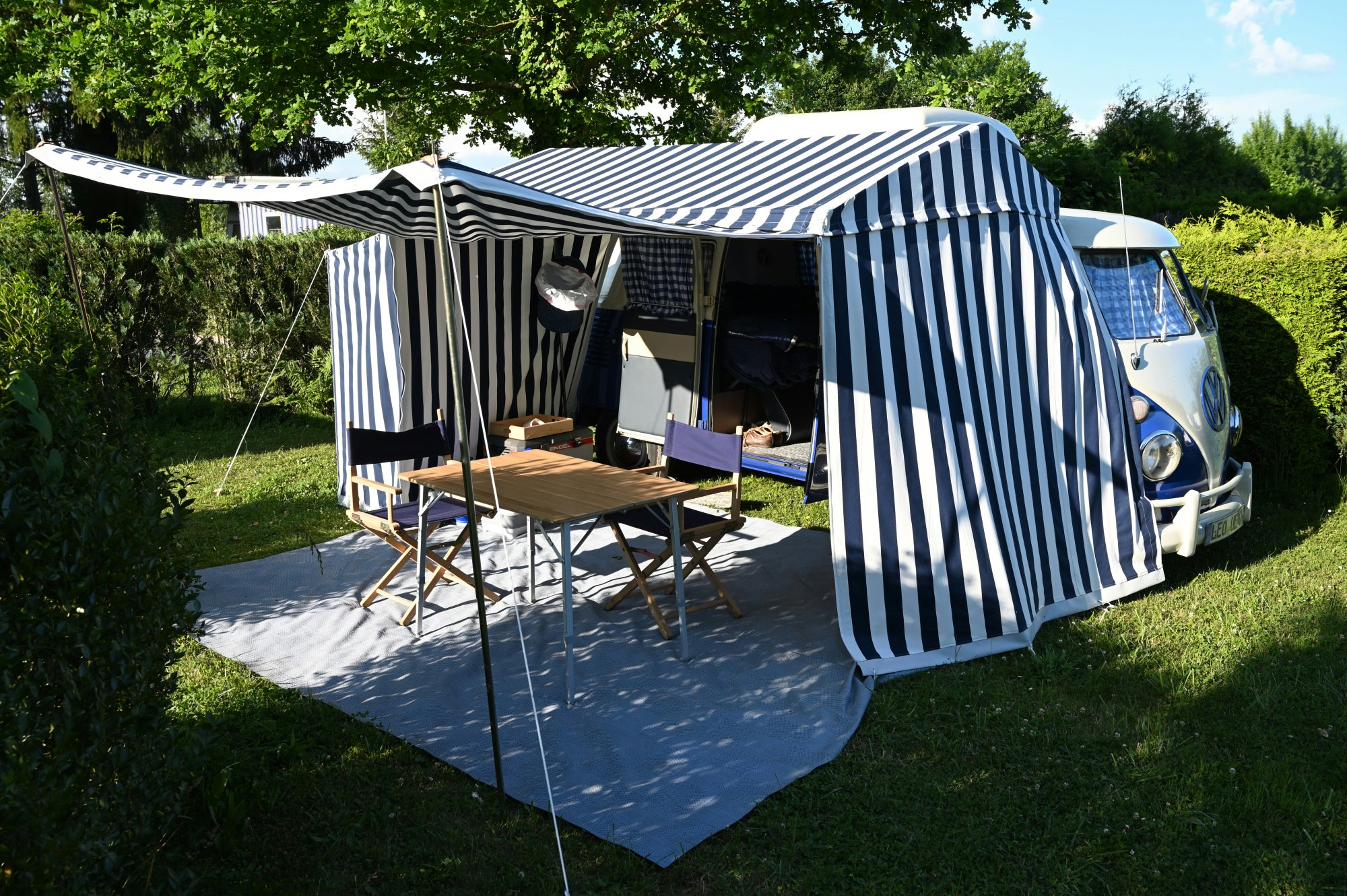 Naturcamp Kauerlach  Campingplatz Kauerlacher Weiher - Standplätze auf dem Campingplatz