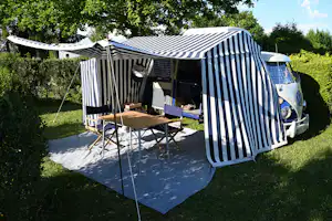 Naturcamp Kauerlach Campingplatz Kauerlacher Weiher - Standplätze auf dem Campingplatz