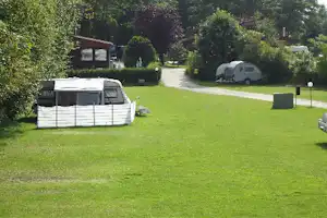 Campingplatz Möltenort - Stellplatzwiese des Campingplatzes
