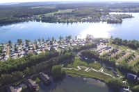 Campingplatz Murner See  -  Luftaufnahme vom Campingplatz am Ufer des Sees